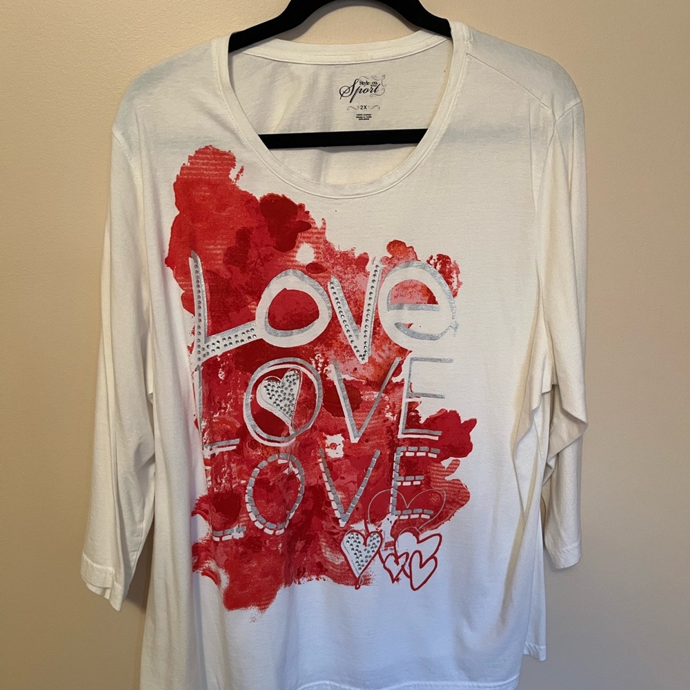 White 3/4 length cotton shirt with red graphics, crystals